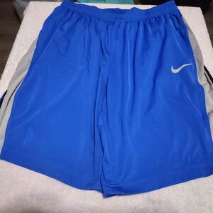 Nike Dri-FIT shorts blue size XL